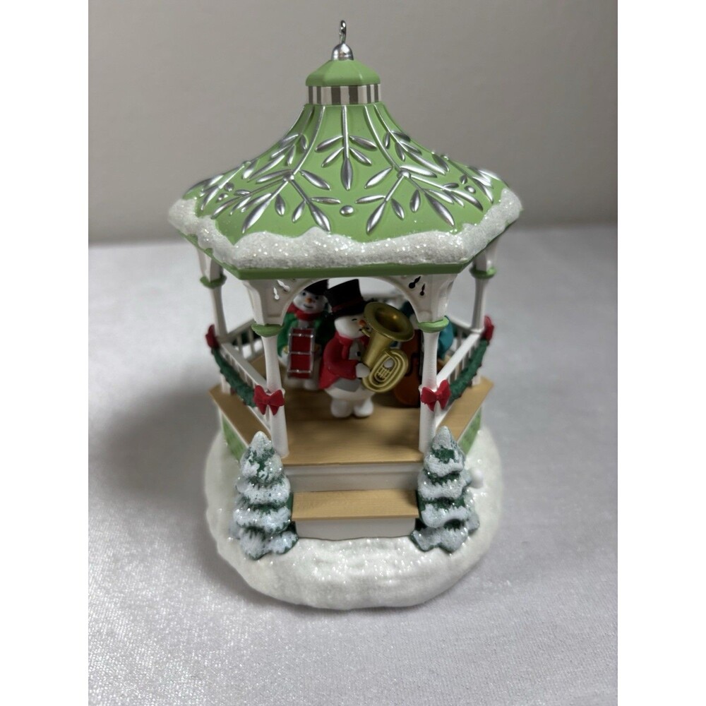 2020 Hallmark Snowman Band Ornament Club Exclusive Magic Light Sound Motion NIB